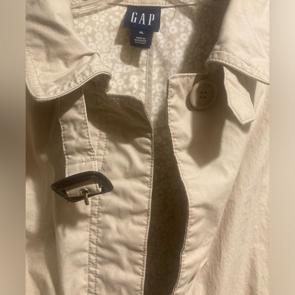Gap Women’s Jacket - Picture 7 of 9